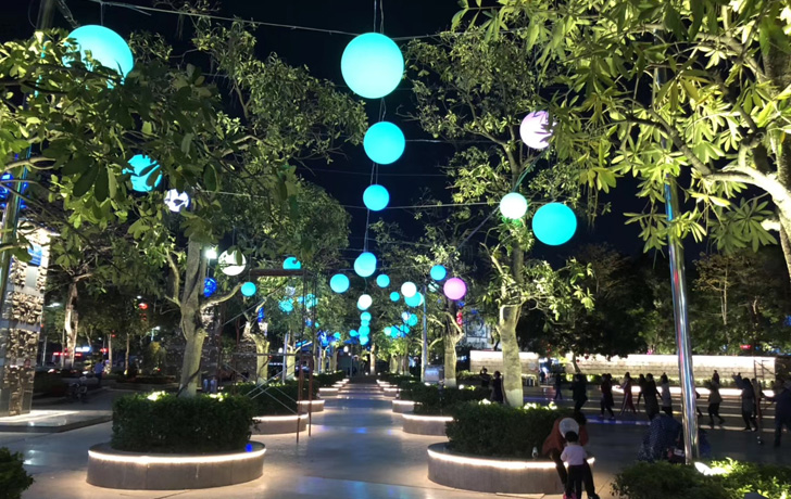 城市夜游經(jīng)濟開發(fā)如何避免成為夜市